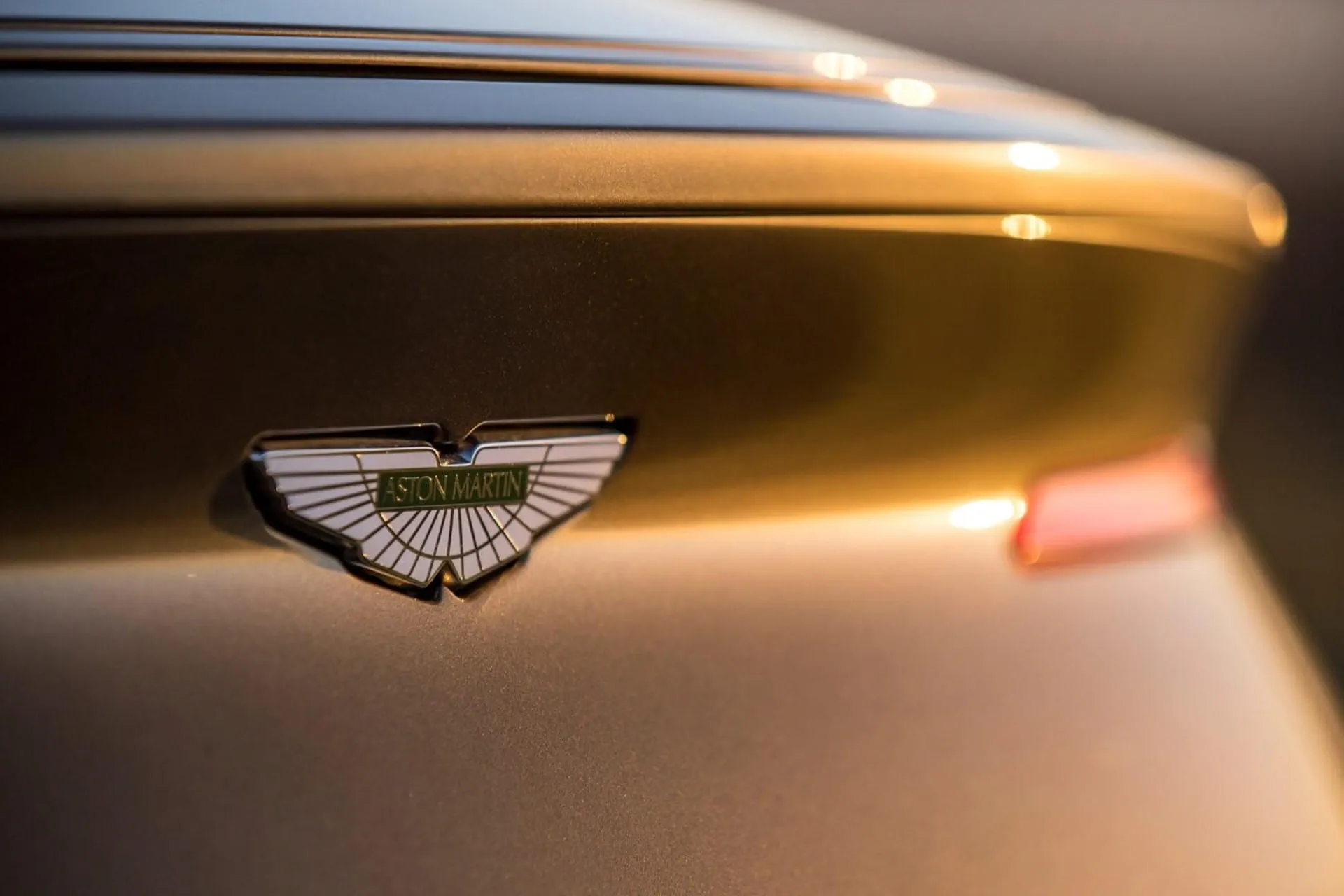 Photo Aston Martin Bordeaux Mérignac